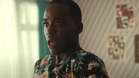 Sex Education saison 3 être soi pour être heureux Numerama