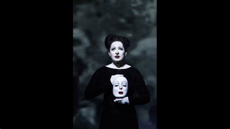 En fotos Marina Abramovic 40 años de arte extremo BBC News Mundo