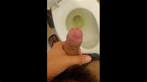 Masturbandome Parado En Baños Pornhub Gay