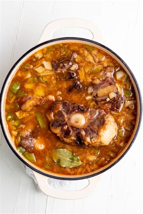 Tender And Juicy Rabo Encendido Cuban Oxtail Stew A Sassy Spoon