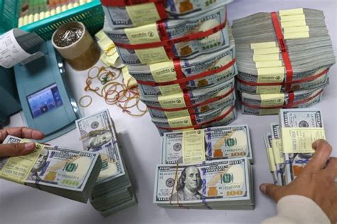 Us Dollar Pulih Dari Terendah Bulan