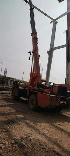 Escort F Farana Crane At Rs Piece Raigad Id