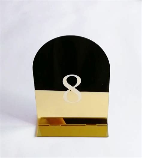 Custom Luxury Laser Cut Gold Mirror Acrylic Table Number Plate Card