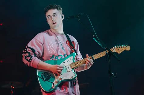 10 Best Sam Fender Songs In 2023