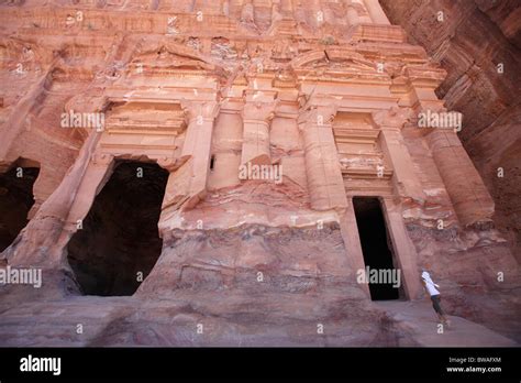 Corinthian Tomb Petra Jordan Hi Res Stock Photography And Images Alamy