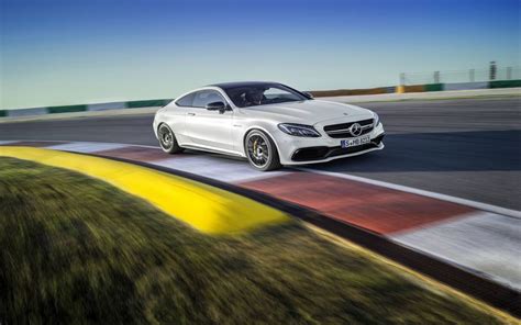 Style, power: 2017 Mercedes-AMG C63 coupe revealed