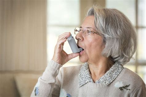 Adult-Onset Asthma: Symptoms, Diagnosis, and Treatment