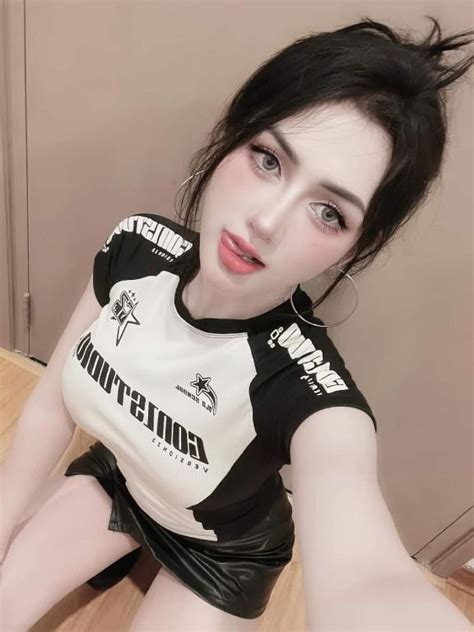 Im New To Singapore I Do Sex RAW With Anal Cum Inside Creampie