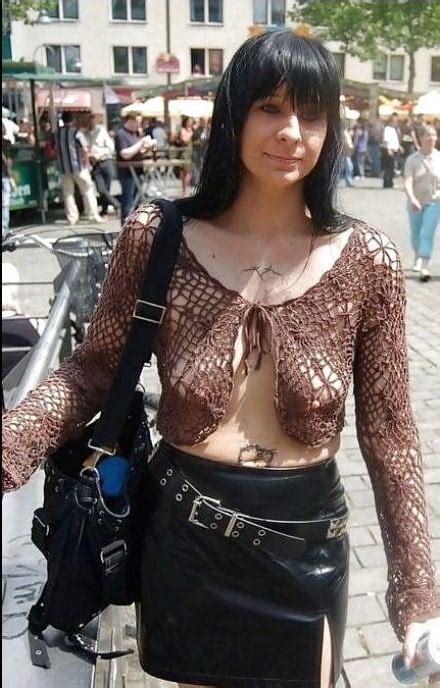 Nipples See Trough 2 0726 1218 Porn Pic