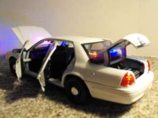 18 Undercover White Ford Crown Vic Lights Custom Police Car FCV