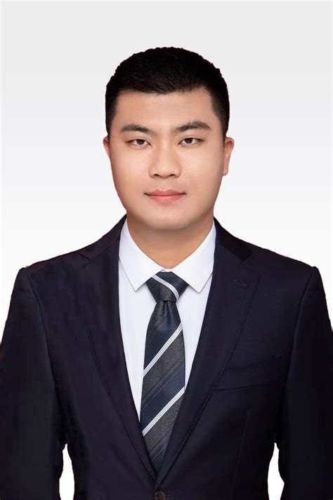 Professional Background and Profile of Jaclyn Xue 16