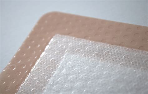 Superabsorbent Dressings For Hard To Heal Exuding Wounds Absorbest