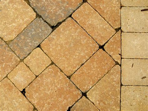 10 Tips And Tricks For Paver Patios DIY