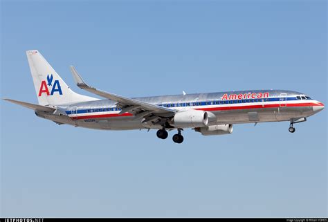 N903AN Boeing 737 823 American Airlines William VIGNES JetPhotos