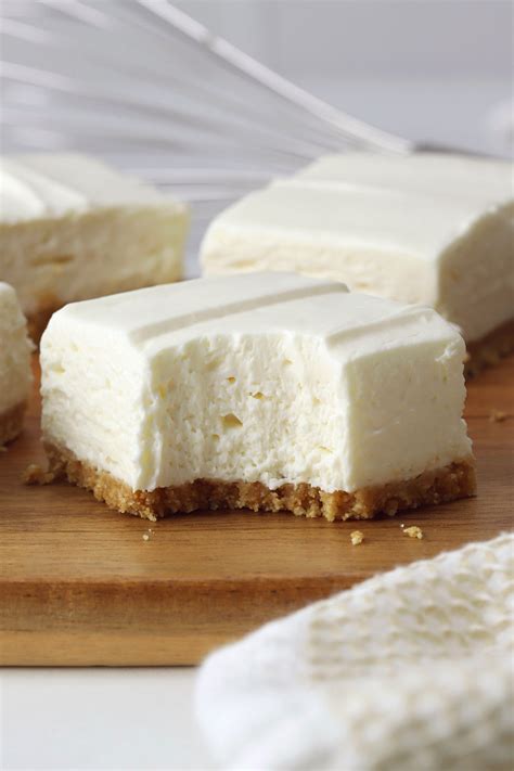 No-Bake Cheesecake Bars - The Toasty Kitchen