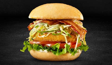 Crispy Chicken Burger With Bacon Olymel