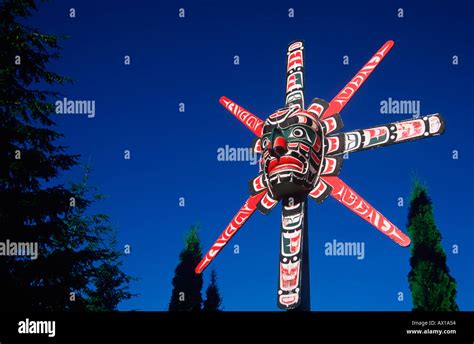 Kwakiutl Mask Hi Res Stock Photography And Images Alamy