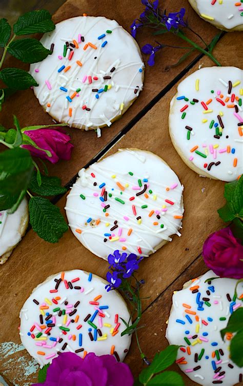 Yammie's Noshery: The Best Sugar Cookie Cutouts Ever {With a Secret Ingredient}