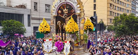 Procesión Del Señor De Los Milagros Volverá A Recorrer La Plaza Mayor Luego De 4 Años Los