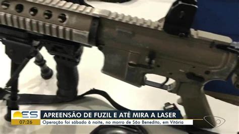 Após troca de tiros PM apreende fuzil e pistola em Vitória Espírito