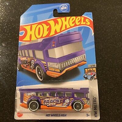 Hot Wheels 2023 HW Metro HOT WHEELS HIGH Track Team Bus 1 10 53 250 NIP EBay