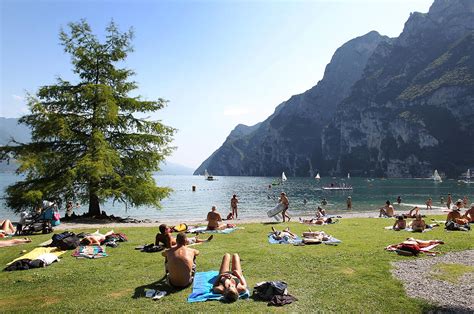 Mit Bakterien Verunreinigt Gilt Badeverbot Am Gardasee Noch SÜdkurier