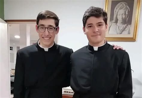 Dos Nuevos Novicios Legionarios De Cristo H Javier “espero Que Cristo Me Siga Dando Fuerzas