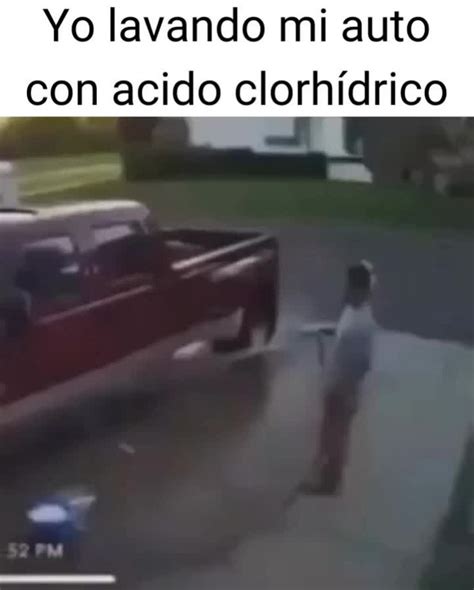 Dios Santo Ni O Es Solo Agua Fuuu Meme Subido Por Perro Del Mal