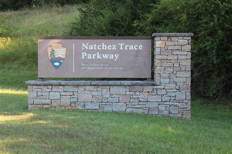 Seeing our National Parks : Natchez Trace Parkway