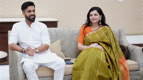ias pari bishnoi bna ma aaiieesa  bshanaii ka ghara gaja kalkaraya