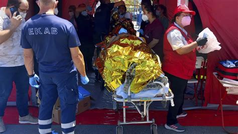 Ascienden A Los Muertos Por El Naufragio En La Costa De Grecia Con