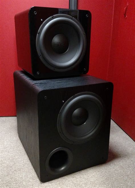 Choosing the Right Subwoofer for Home Theater | Subwoofer, Home theater ...