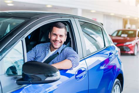 Cómo puedo saber si mi auto tiene seguro Trámites México