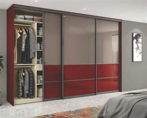 6 Benefits of Sliding Wardrobe Doors vs Traditional Wardrobes - Veneto