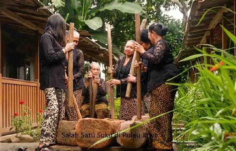 Menggali Kekayaan Budaya Indonesia Menelusuri 12 Suku Jawa Beserta