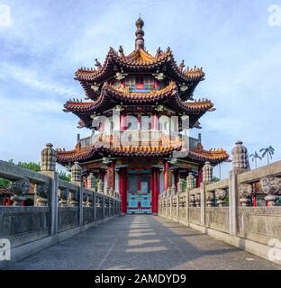 Chinese Pagoda Peace Memorial Park Taipei Taiwan Stock Photo Alamy