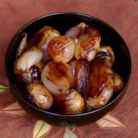 Roasted and Caramelized Whole Shallots