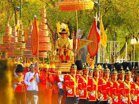 King Maha Vajiralongkorn Crowned in Ancient Coronation Ceremony - Thailand News