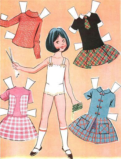 Pin By Syn Ve Andreassen On Paperdolls Paper Dolls Clothing