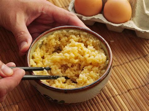 Tamago Kake Gohan Japanese Style Rice With Egg Recipe