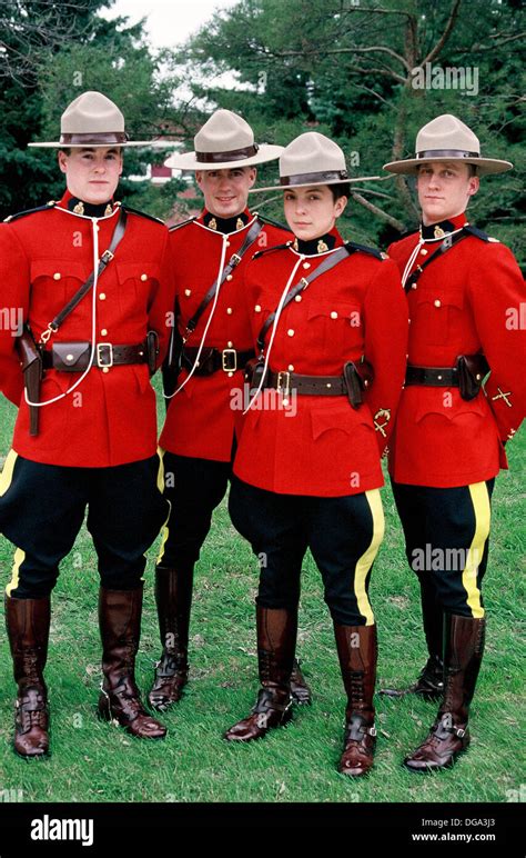 Royal canadian mounted police hi-res stock photography and images - Alamy