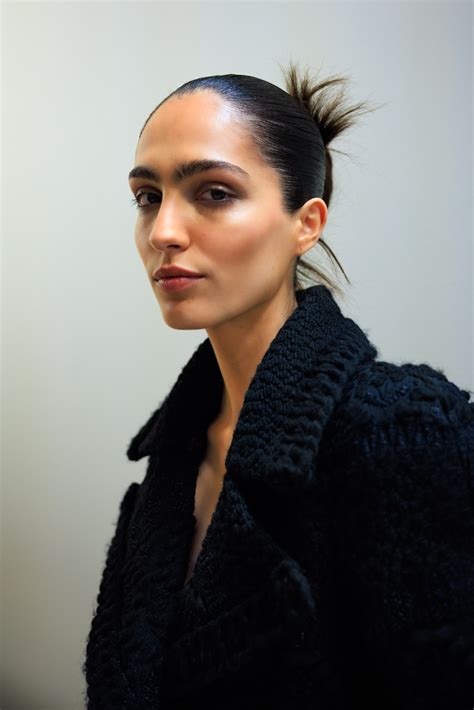 Será o fim dos coques ultrapolidos? Se depender da alta-costura da