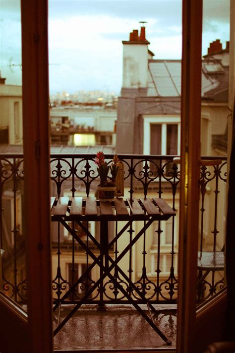 Posts About Montmartre Balcony On Rl Photography Paris Balcony Paris