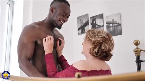 Mellow Busty Mummy Attempts Meaty Ebony Spunk Pump Porn C Hotntubes