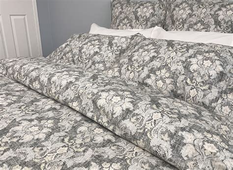 Vintage Damask Bedding By Cuddle Down Heirloom Linens Canadian