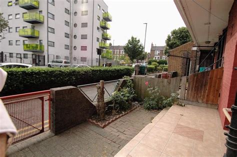 Lilford House Lilford Road 3 Bed Flat 2 500 Pcm 577 Pw