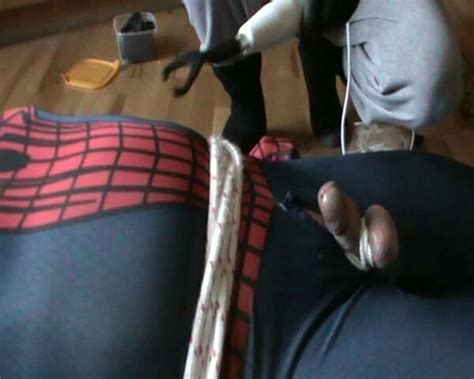 Restrained Spiderman Gets An Electro And Enjoying Hungarian Gay BDSM Porn XHamster