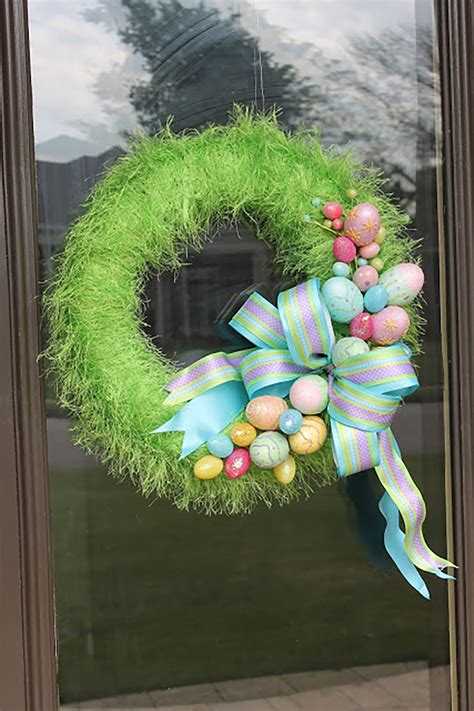 Easter Wreaths You Ll Want To Keep On Your Front Door All Spring