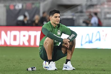 Raul Jimenez Seleccion Mexicana