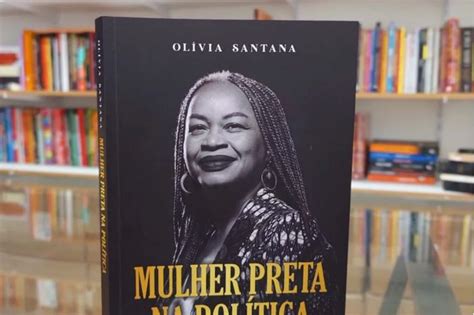 Deputada Olívia Santana lança livro Mulher Preta na Política em SP